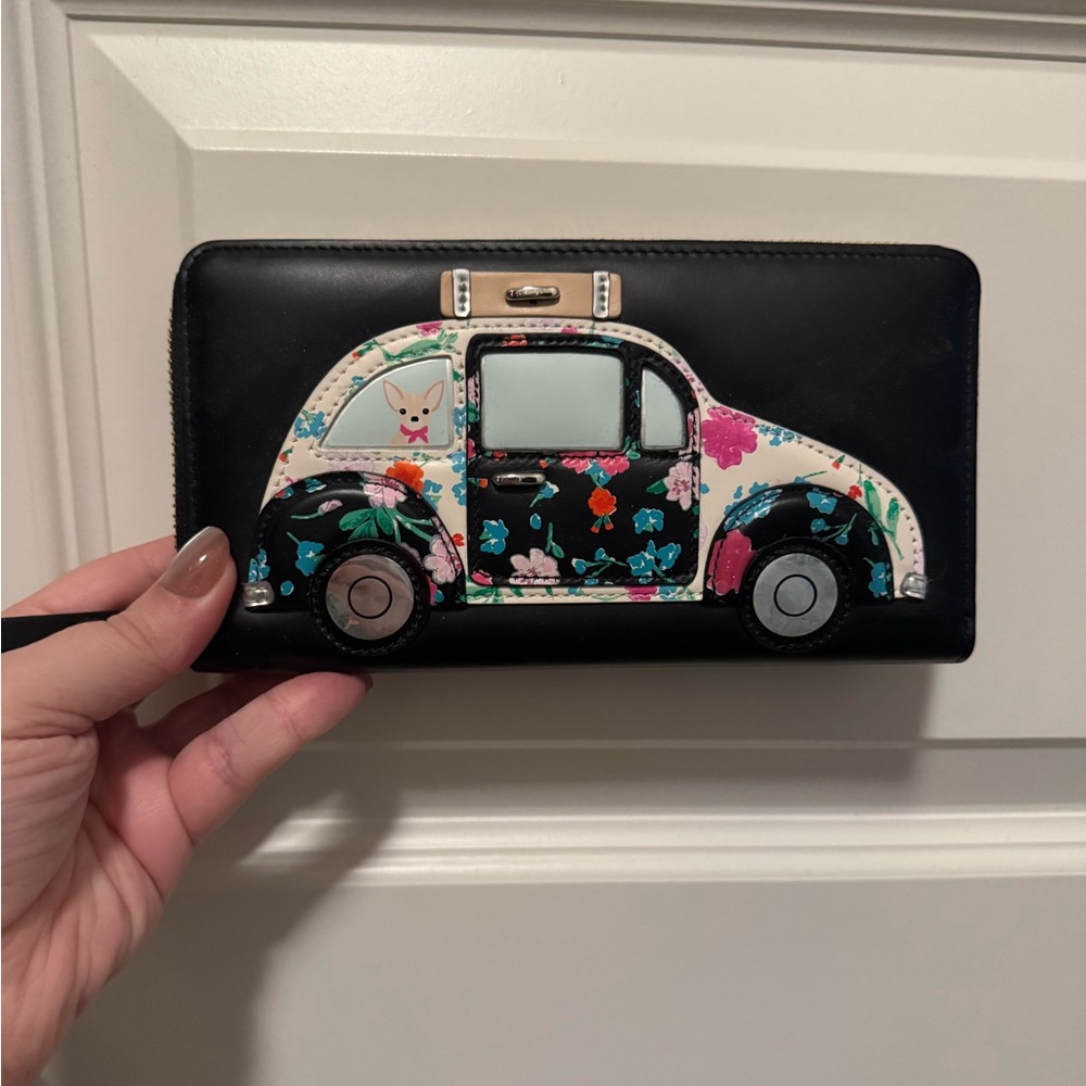 Kate Spade New Horizons Chihuahua Wallet
